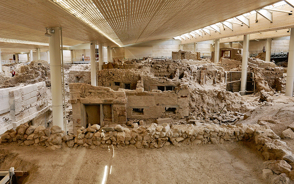 santorini activities excavations